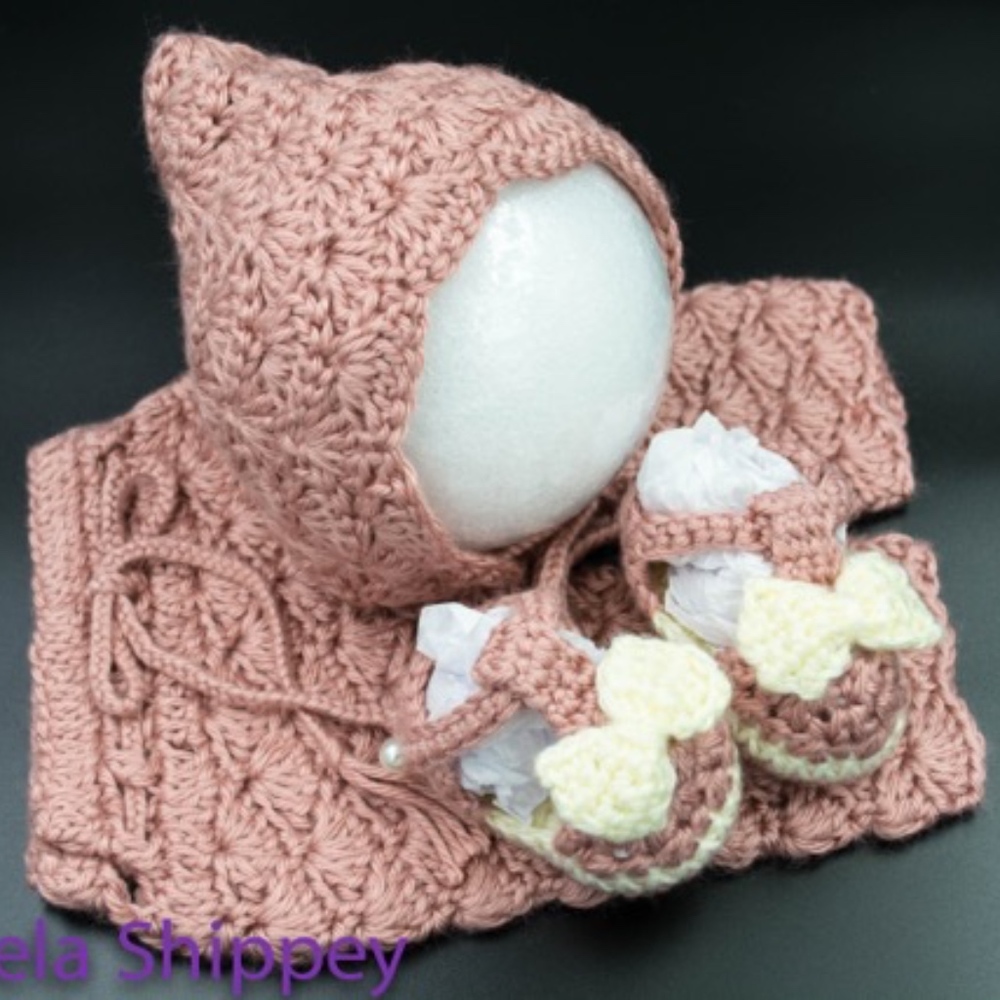 Rose Shell Paint, Bonnet and Shoes
